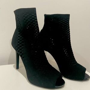Women’s stiletto heels!